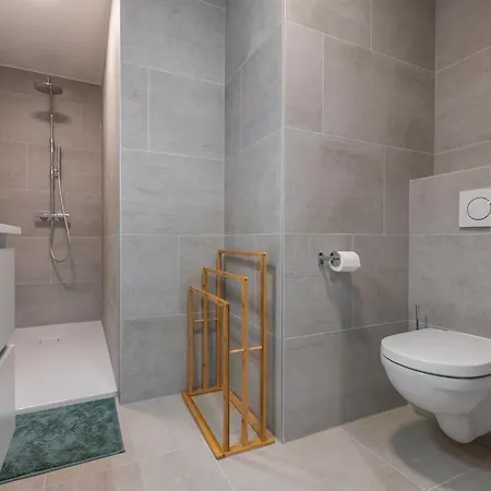 Lane The Sun - 0401 + Box 60 Apartment