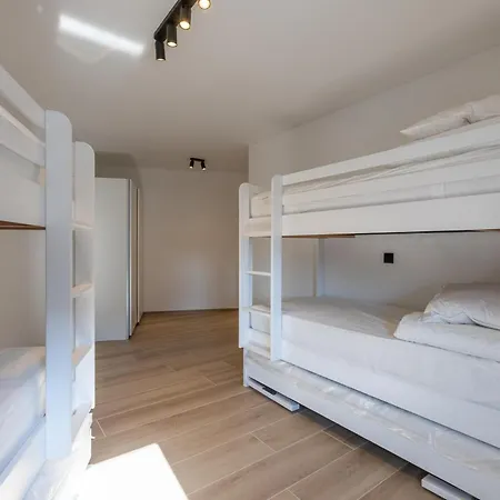 Lane The Sun - 0401 + Box 60 * Middelkerke